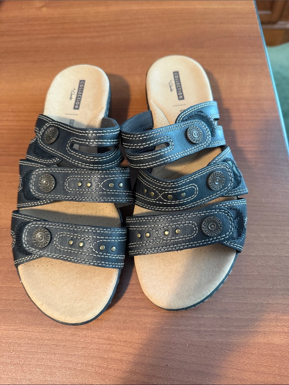 Women’s Size 9 M Collection By Clark’s Black Triple-Strap Slide Sandals